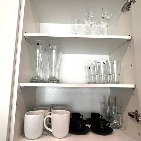 Miramar Front Family Deluxe No Swim Pool Access Apartman Napospart