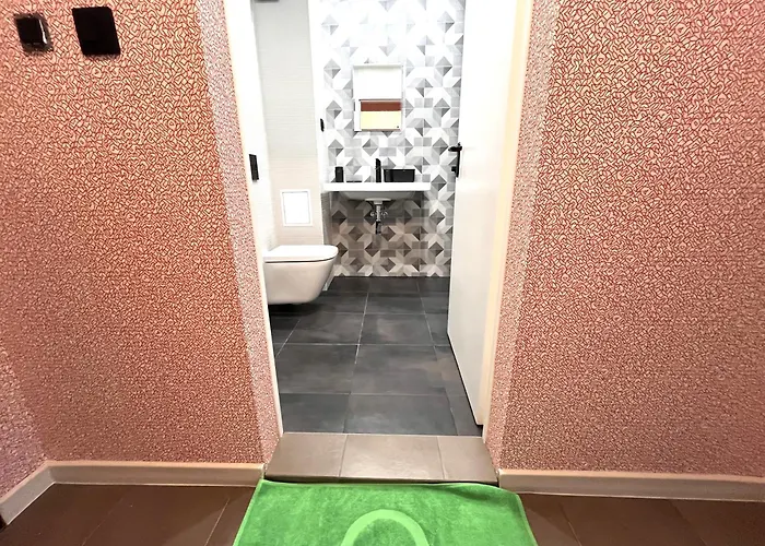 Miramar Front Family Deluxe No Swim Pool Access