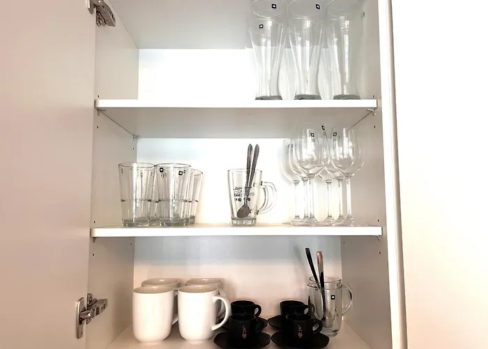 Апартамент Miramar Front Family Deluxe No Swim Pool Access