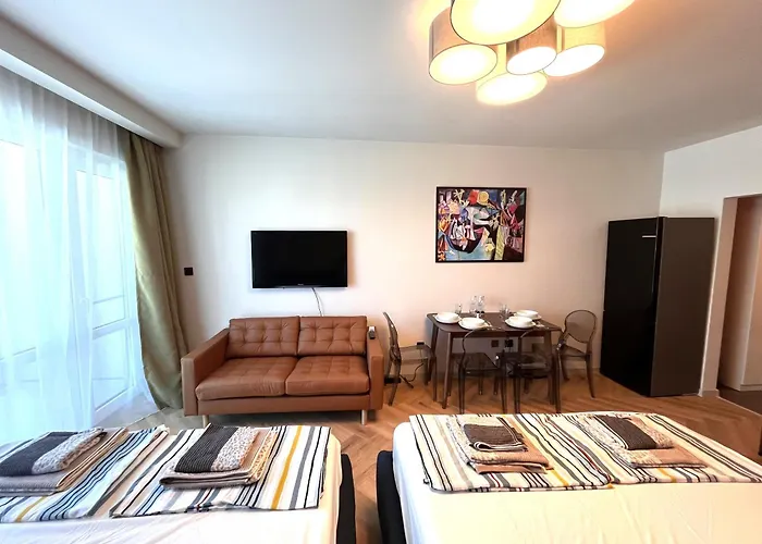 شقة Miramar Front Family Deluxe No Swim Pool Access ساني بيتش