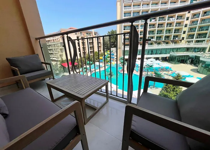 Miramar Front Family Deluxe No Swim Pool Access شقة *