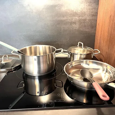 Miramar Front Family Deluxe No Swim Pool Access Apartmán