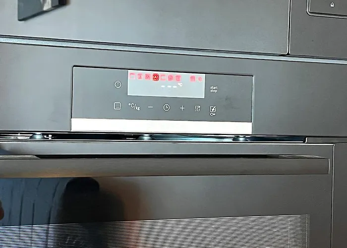 Miramar Front Family Deluxe No Swim Pool Access * סאני ביץ'