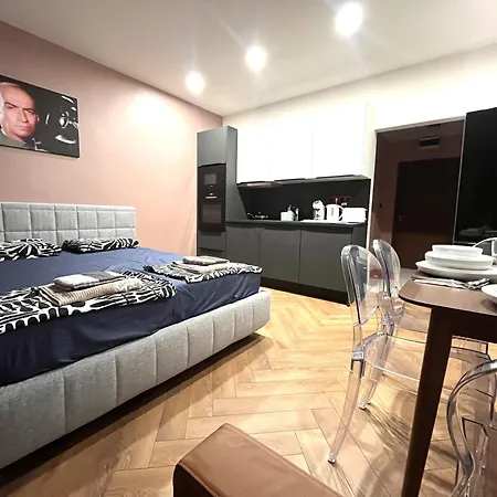 Miramar Front Self Catering Family Deluxe * Sunny Beach