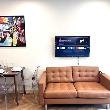 Miramar Front Family Deluxe No Swim Pool Access 아파트 *